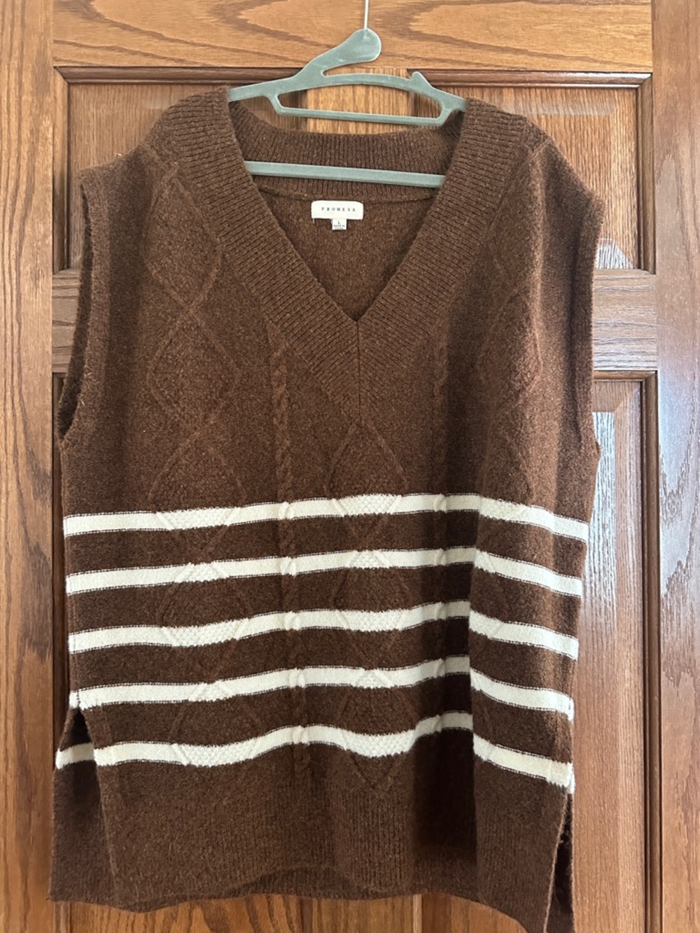 Promesa Brown and Cream Striped V‑Neck Sweater Vest